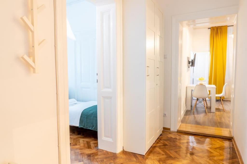 Central And Comfy 2Bdr Apartment Near Parliament Belgrad Dış mekan fotoğraf